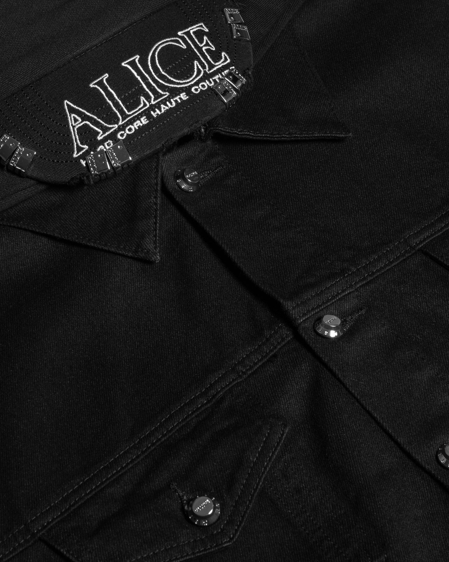 PALLADIUM HOODED TRUCKER JACKET (JET BLACK)
