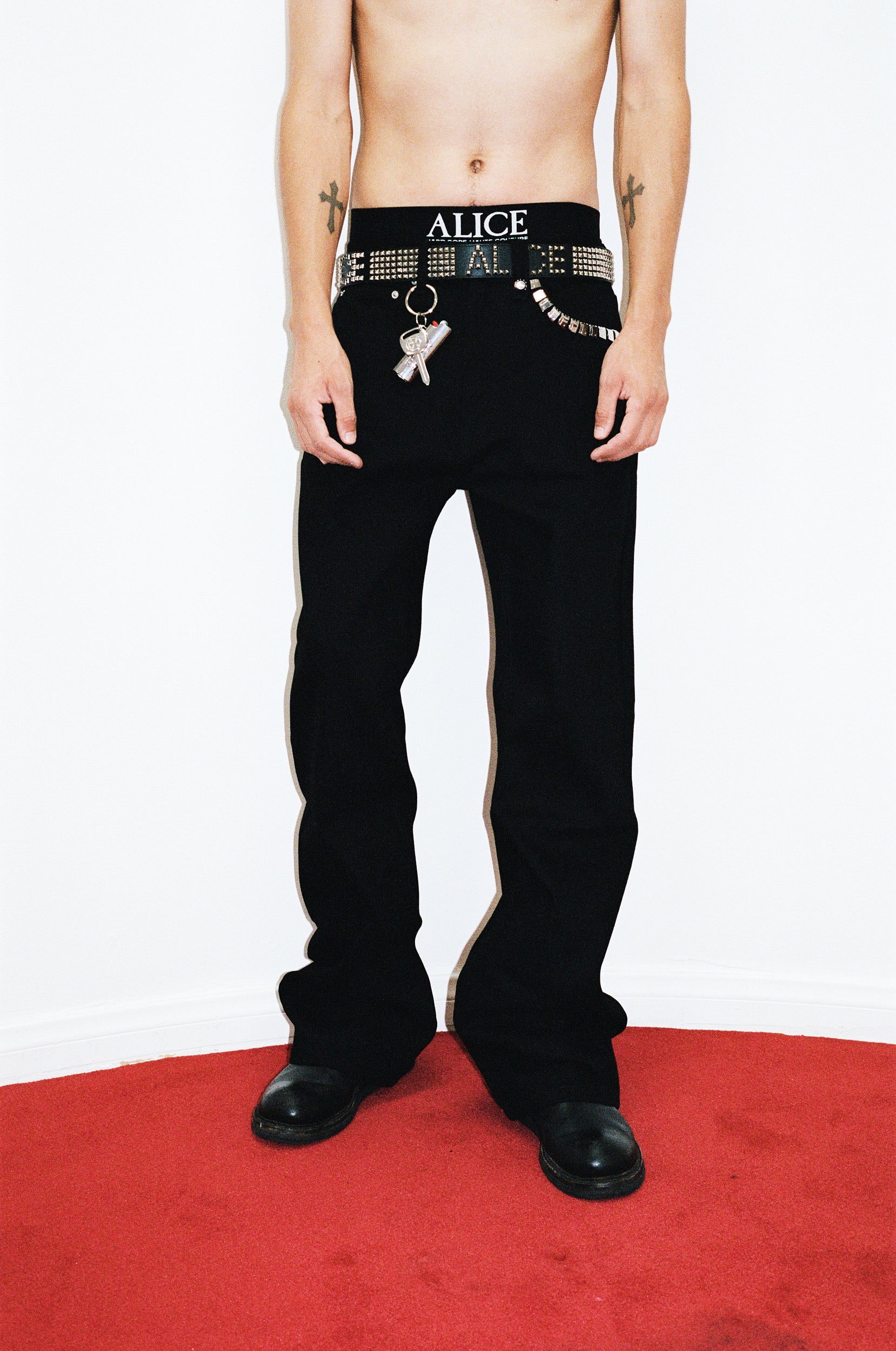 JEANS – ALICE HOLLYWOOD