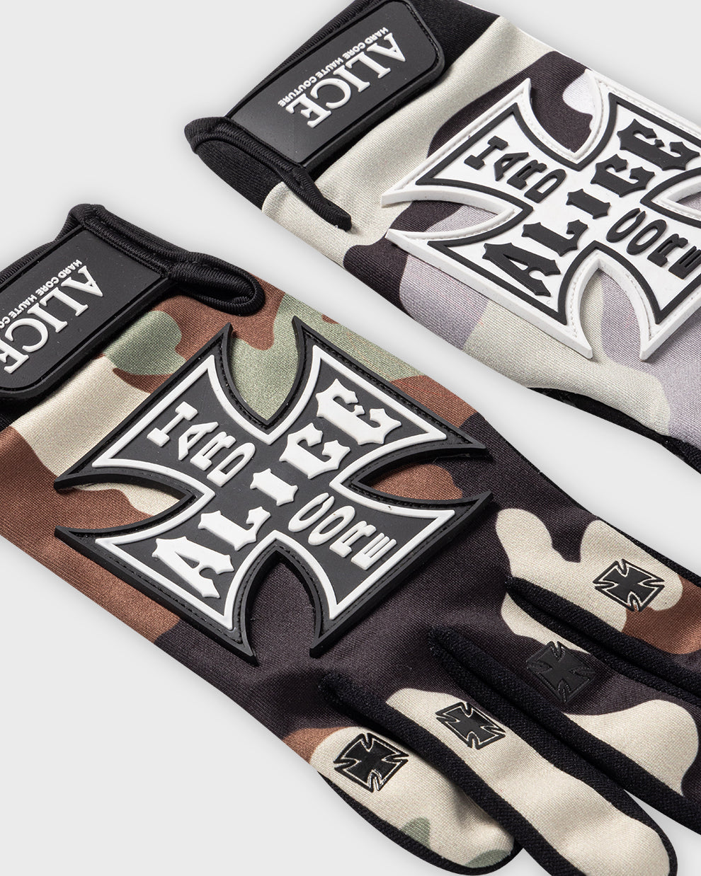 MOTÖ COUTURE GLOVES (MULTICAMO)