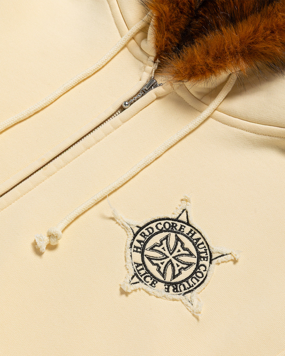 EUROTRIP PATCHED ZIP HOODIE (OFF-WHITE)